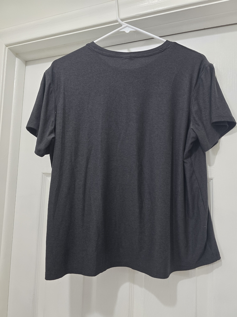 Athletic Works Black Crew Neck Tee - Picture 2 of 4